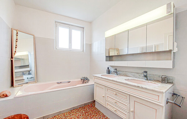 Casa de vacaciones - Touvre , Francia - FJC122 701