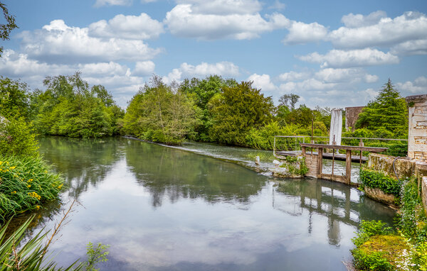 Holiday Home - Nanteuil-en-Vallée , France - FJC129 904