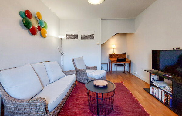 Holiday Home - Nanteuil-en-Vallée , France - FJC129 301