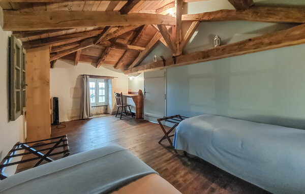 Feriehuse - Chadurie , Frankrig - FJC131 609