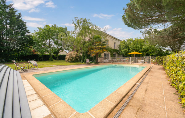 Holiday Home - Villa Richelieu , France in Villa Richelieu | Novasol