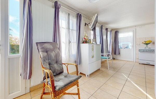 Location de vacances - Poitiers , France - FJV043 501