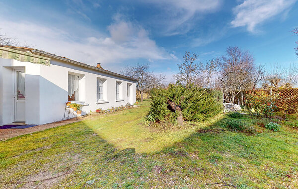Location de vacances - Poitiers , France - FJV043 81