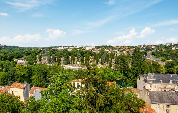 Location de vacances - Poitiers , France - FJV043 201