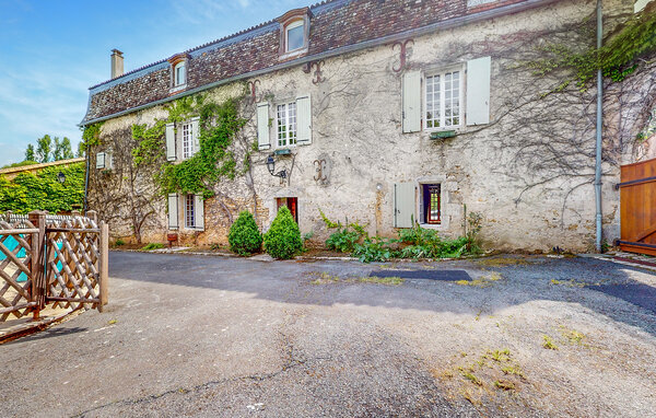 Ferienhaus - Couhe , Frankreich - FJV046 81