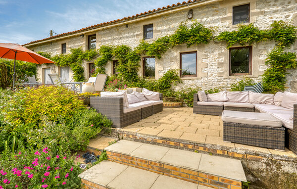 Holiday Home - Lizant , France - FJV049 2