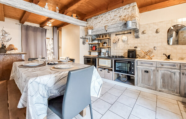 Casa de vacaciones - Savigné , Francia - FJV051 402