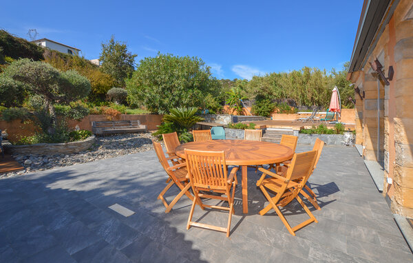 Location de vacances - Folelli , France - FKO766 101