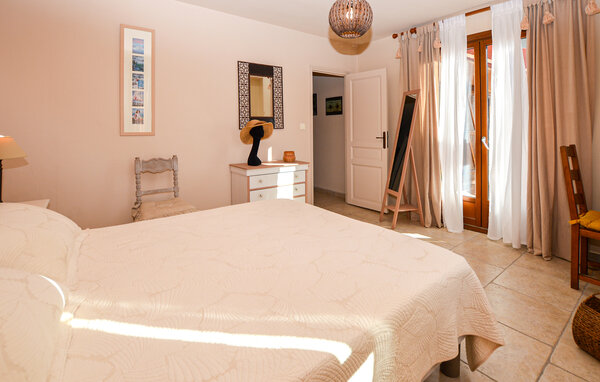 Semesterhus - BASTIA , Frankrike - FKO770 602
