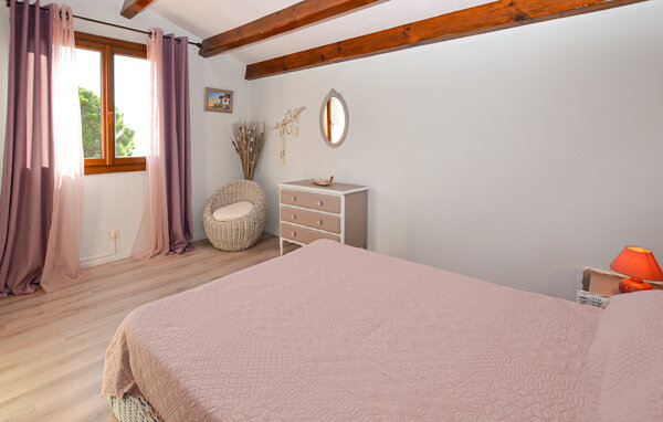 Semesterhus - BASTIA , Frankrike - FKO770 604