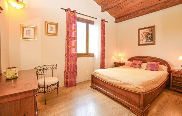 Semesterhus - BASTIA , Frankrike - FKO770 605