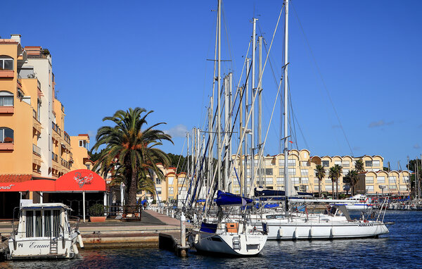 Casa de vacaciones - Saint-Laurent-de-la-Cabrerisse , Francia - FLA354 913