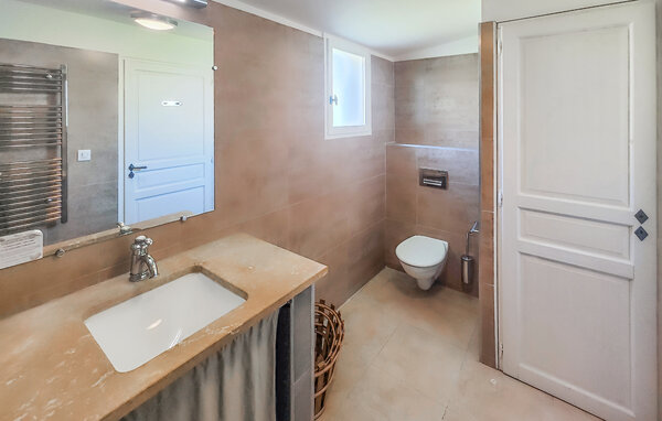 Holiday Home - Saint Laurent de la Cabrerisse , France - FLA385 701