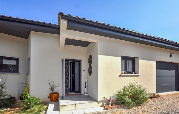 Location de vacances - Treilles , France - FLA397 102