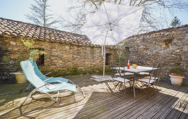 Appartement - Les Salles du Gardon , France - FLG121 102