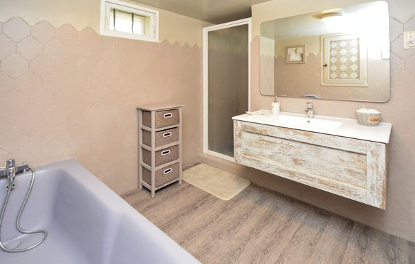 Holiday Home - Vallabrègues , France - FLG519 705