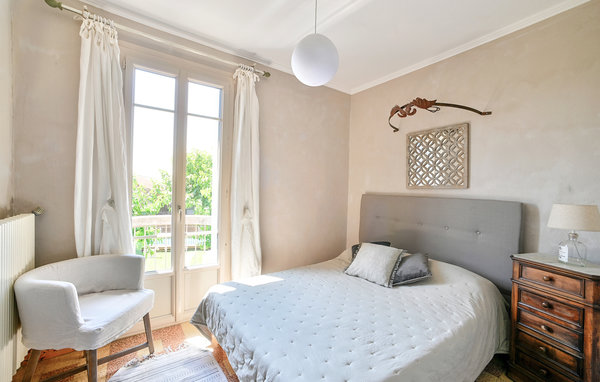 Holiday Home - Vallabrègues , France - FLG519 5
