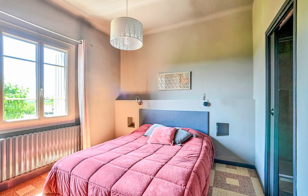Holiday Home - Vallabrègues , France - FLG519 602