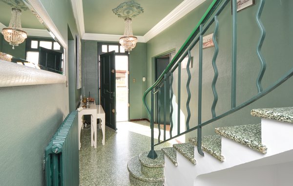 Holiday Home - Vallabrègues , France - FLG519 502
