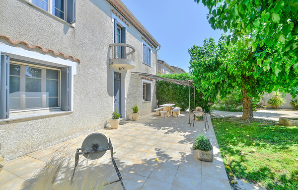 Holiday Home - Vallabrègues , France - FLG519 82
