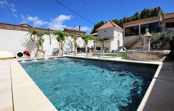 Location de vacances - Rochefort du Gard , France - FLG600 1