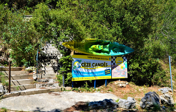 Location de vacances - Méjannes-le-Clap , France - FLG602 905