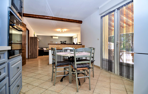Vakantiehuis - Uzes , Frankrijk - FLG626 401