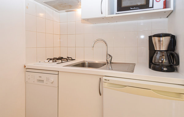 Location de vacances - Mejannes-le-Clap , France - FLG654 401