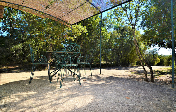 Location de vacances - Mejannes-le-Clap , France - FLG654 101