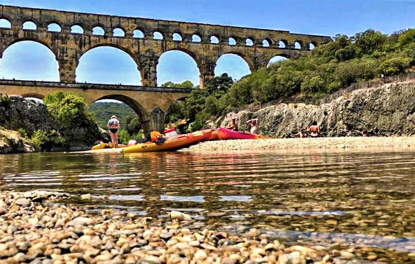 Vakantiehuis - Beaucaire , Frankrijk - FLG660 904