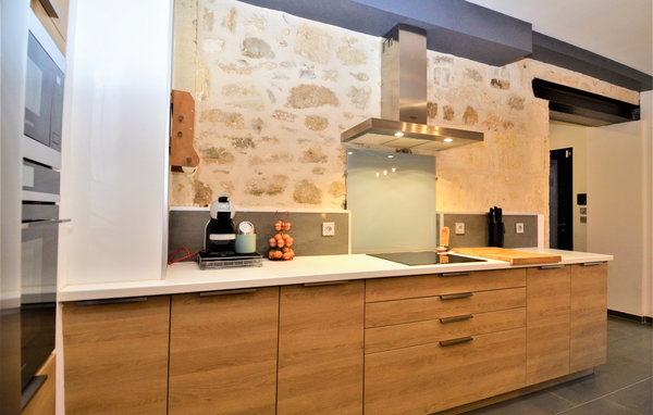 Vakantiehuis - Beaucaire , Frankrijk - FLG660 401