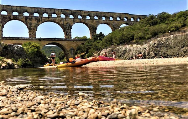 Location de vacances - Saint-Quentin-la-Poterie , France - FLG676 902