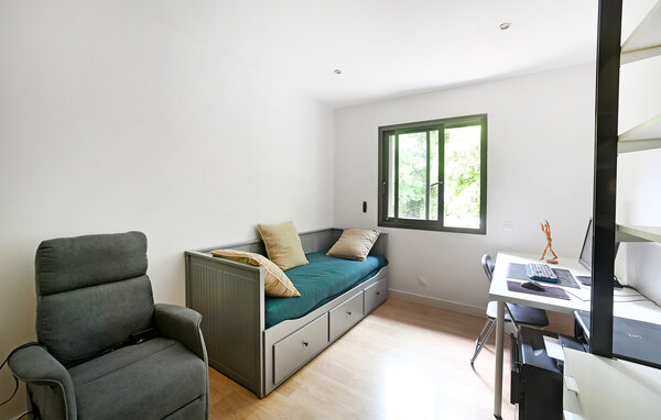 Location de vacances - Saint-Laurent-des-Arbres , France - FLG692 502