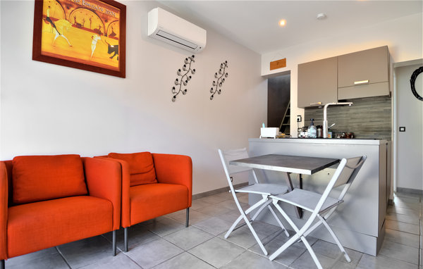 Casa de vacaciones - Beaucaire , Francia - FLG818 3