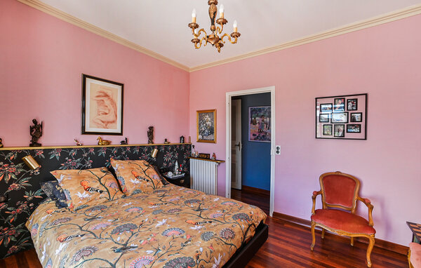 Location de vacances - St Julien les Rosiers , France - FLG869 601