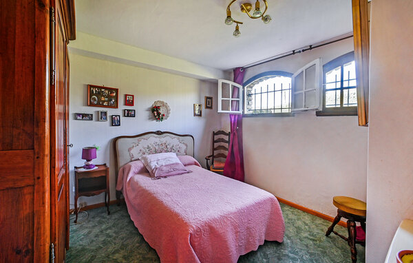 Location de vacances - St Julien les Rosiers , France - FLG869 603
