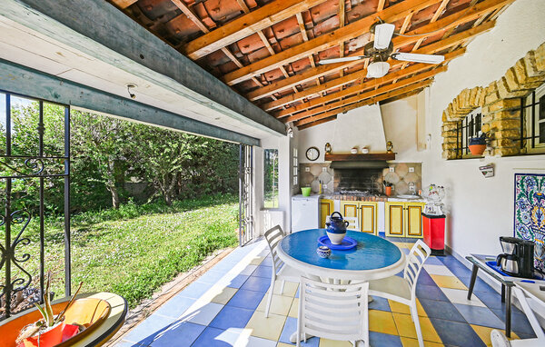 Location de vacances - St Julien les Rosiers , France - FLG869 501