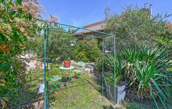 Holiday Home - Saint-Privat-des-Vieux , France - FLG871 102