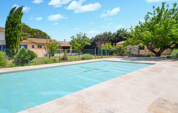 Location de vacances - Saint-Siffret , France - FLG893 1