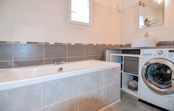 Location de vacances - La Capelle-et-Masmolène , France - FLG913 701