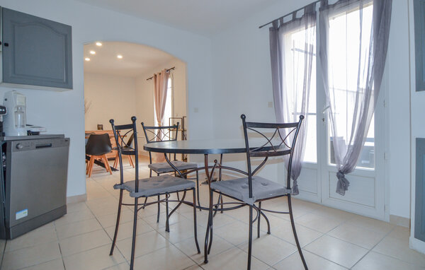 Location de vacances - La Capelle-et-Masmolène , France - FLG913 401