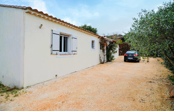 Location de vacances - La Capelle-et-Masmolène , France - FLG913 81