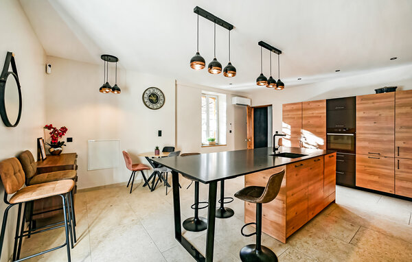 Holiday Home - Orsan , France - FLG917 402