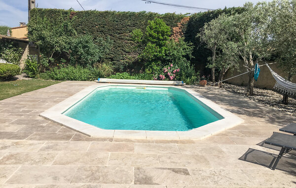 Holiday Home - Roquemaure , France - FLG936 1