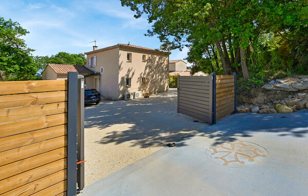 Location de vacances - Orsan , France - FLG940 83
