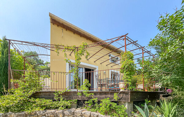 Location de vacances - Blauzac , France - FLG949 81