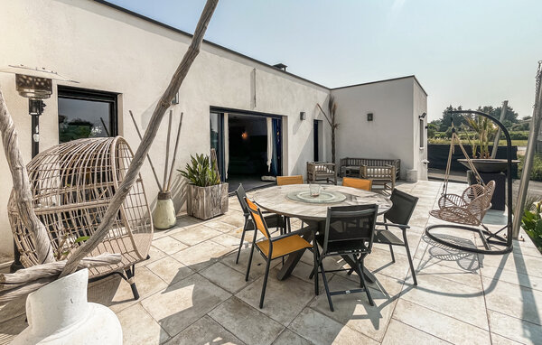 Holiday Home - Saint-Césaire-de-Gauzignan , France - FLG950 2