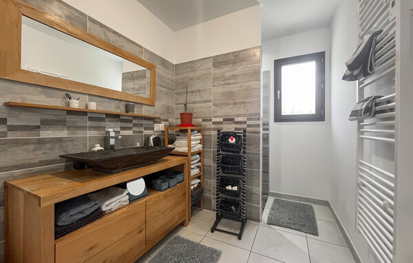 Location de vacances - St-Florent-sur-Auzonnet , France - FLG951 701