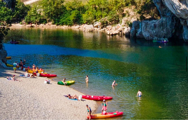 Location de vacances - Pont-Saint-Esprit , France - FLG952 903