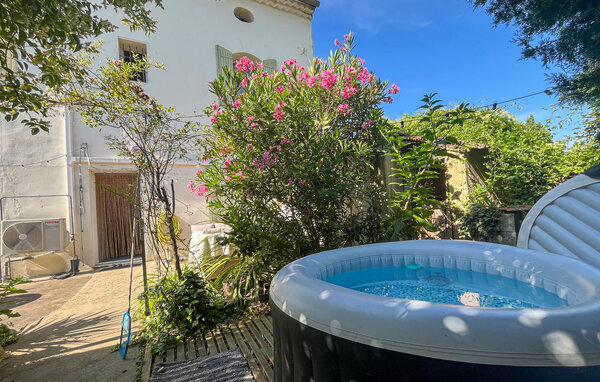 Holiday Home - Pont-Saint-Esprit , France - FLG952 2